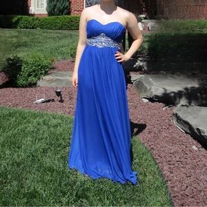 Elegant Blue Formal Gown/Prom Dress